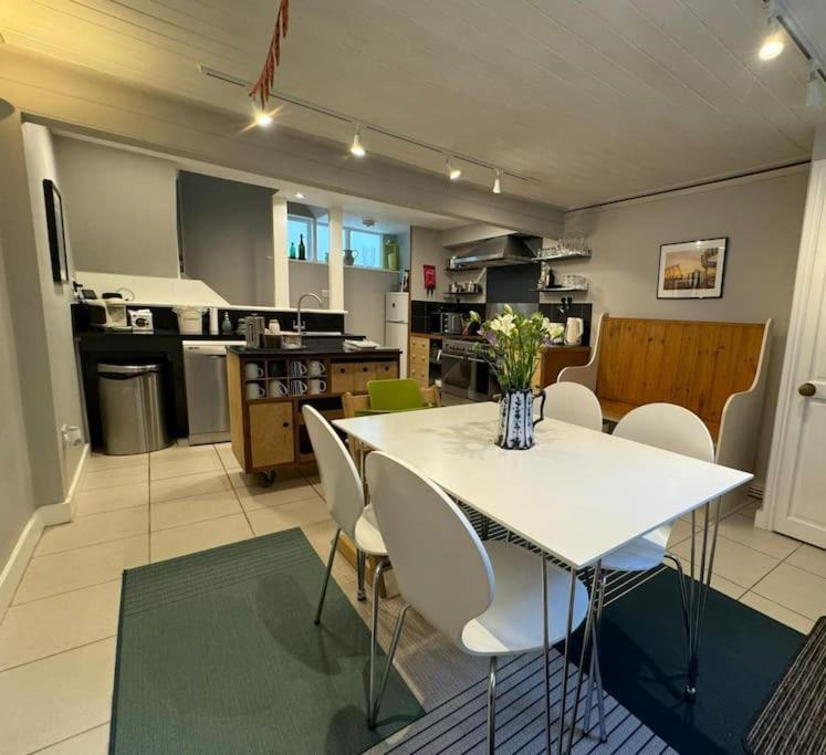 2 Bed Georgian Cottage, Ramsgate Esterno foto